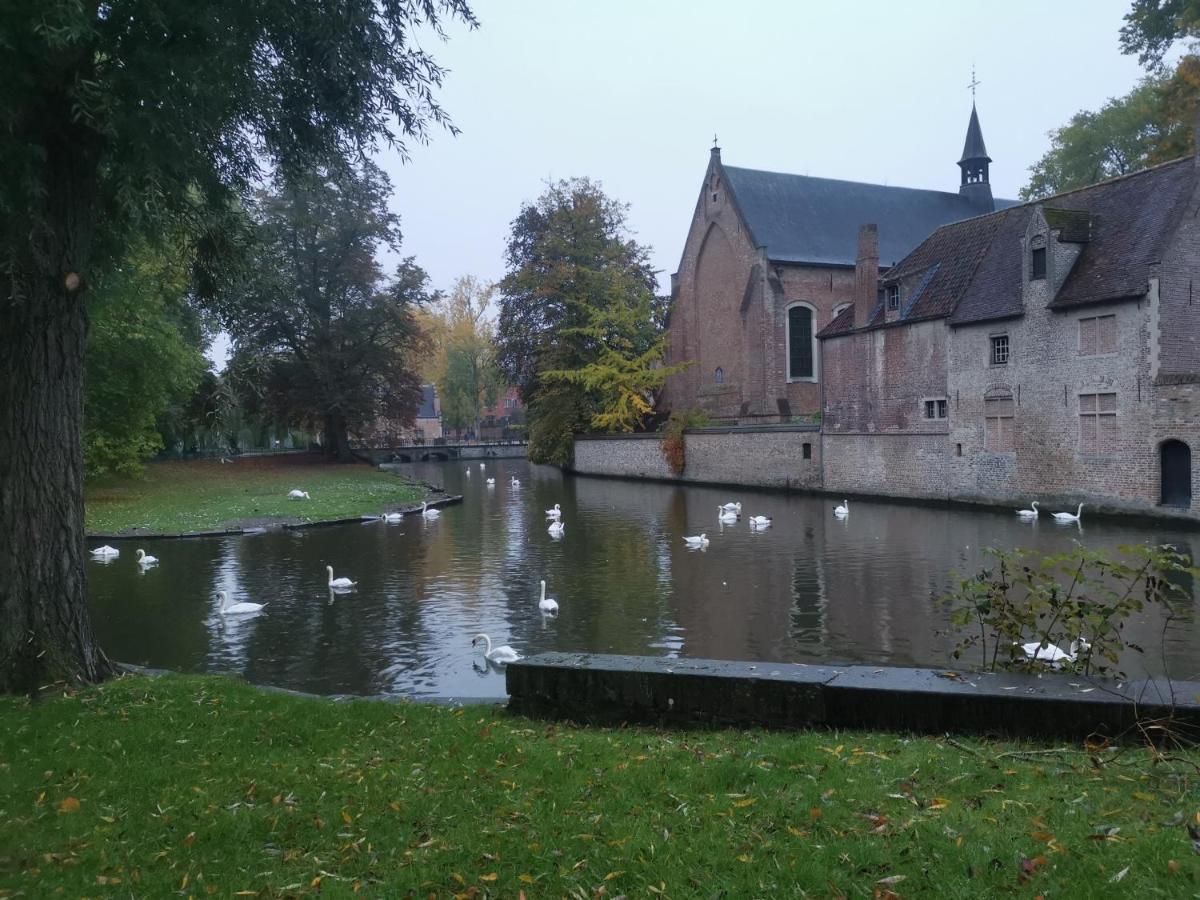 Nostalgia Homestay Bruges Exterior photo